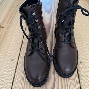Leather boots! Aquatalia Mariola. Size 8,5